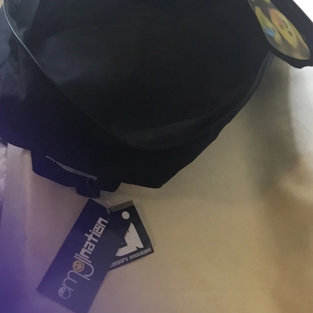 Accessory Innovations trendy black